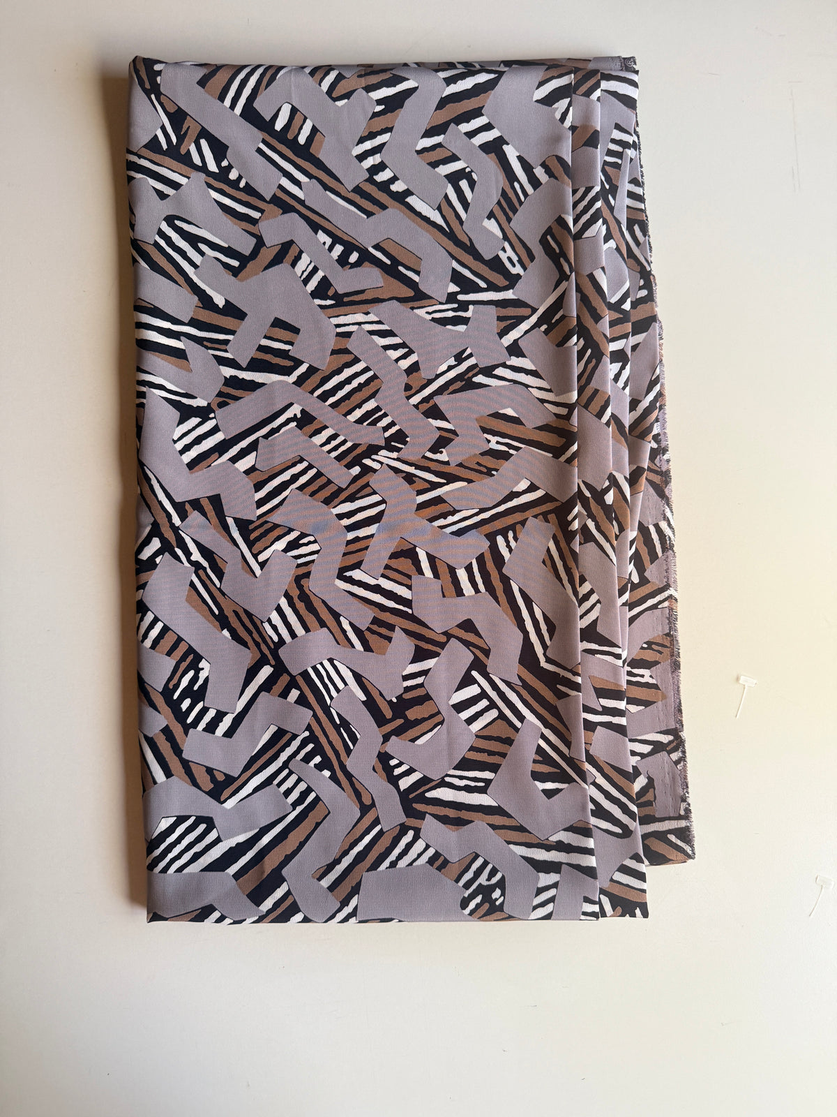 Modern abstract Print with interlocking zigzag shapes