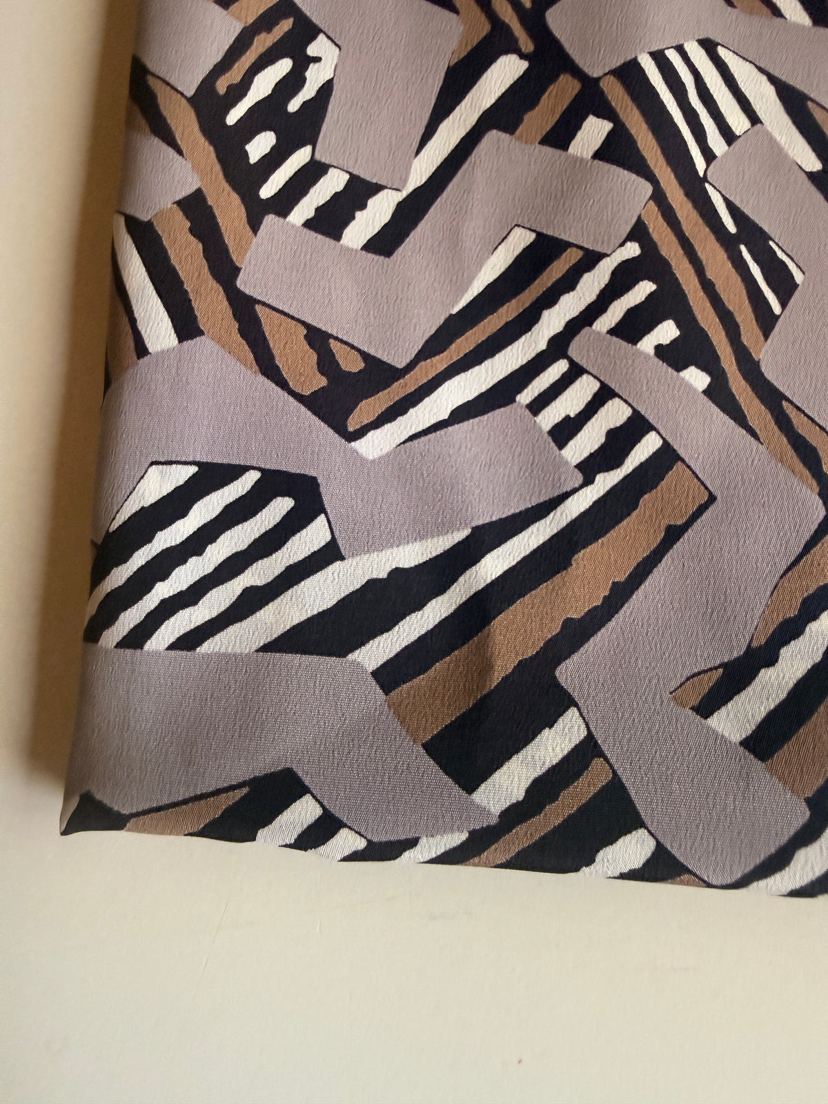 Modern abstract Print with interlocking zigzag shapes
