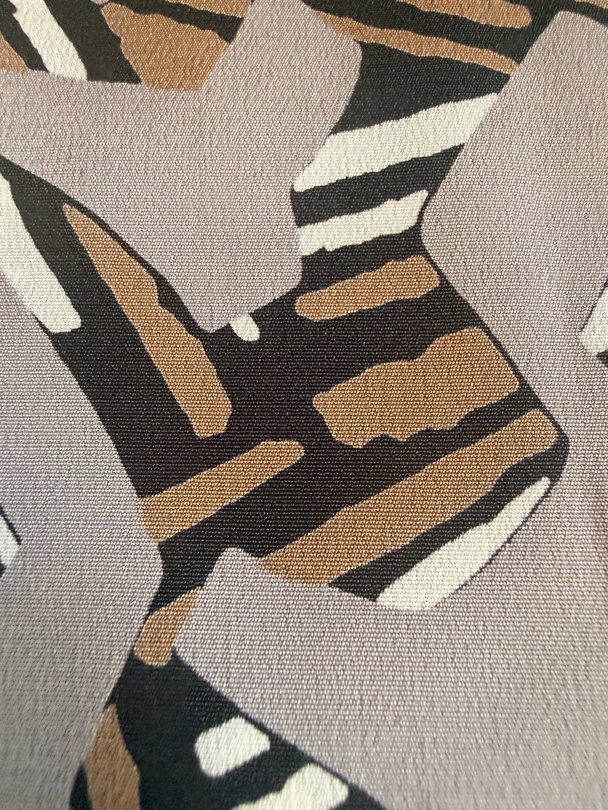 Modern abstract Print with interlocking zigzag shapes