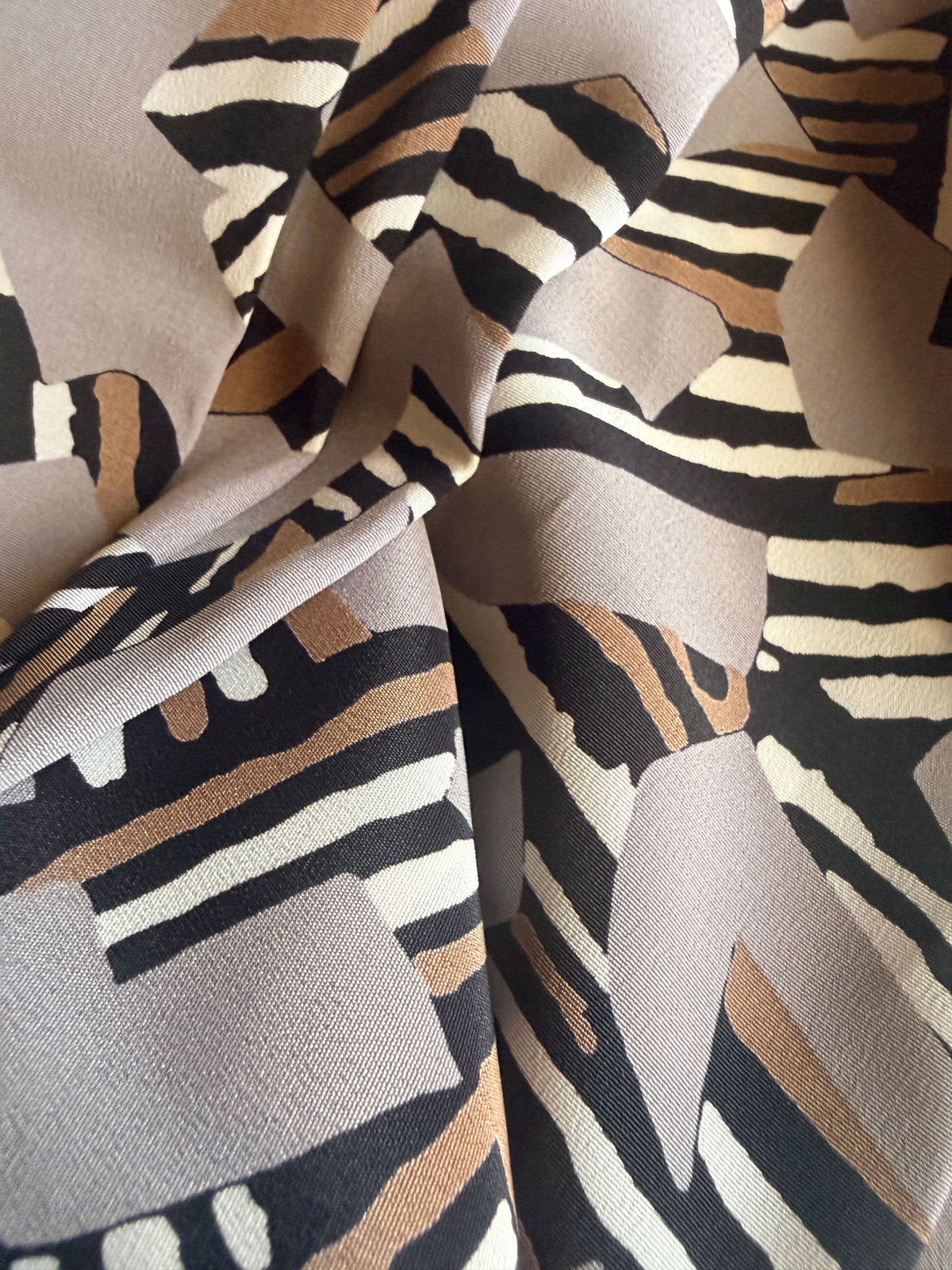 Modern abstract Print with interlocking zigzag shapes