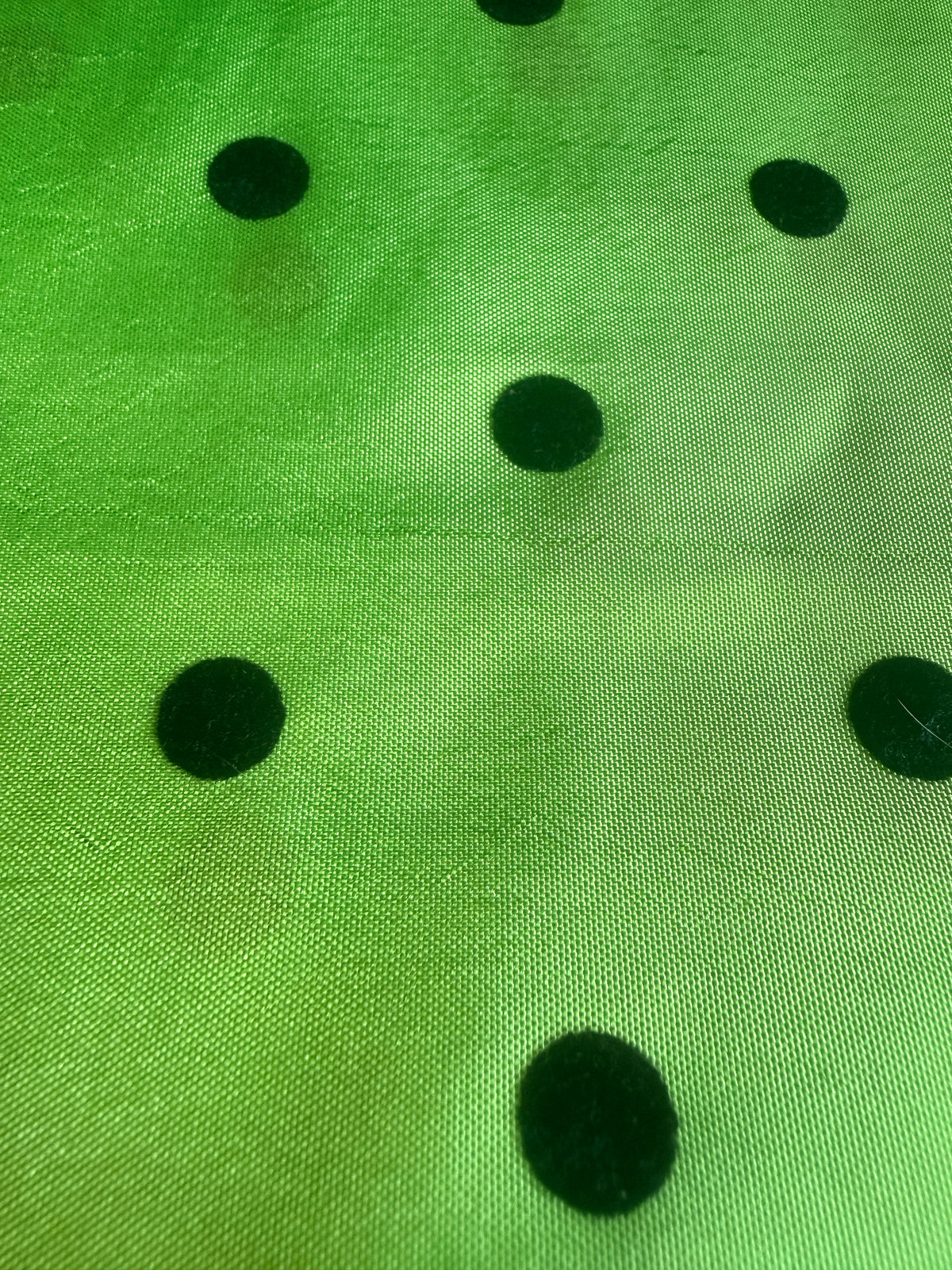 Green Satin with Black polkadots - Vintage