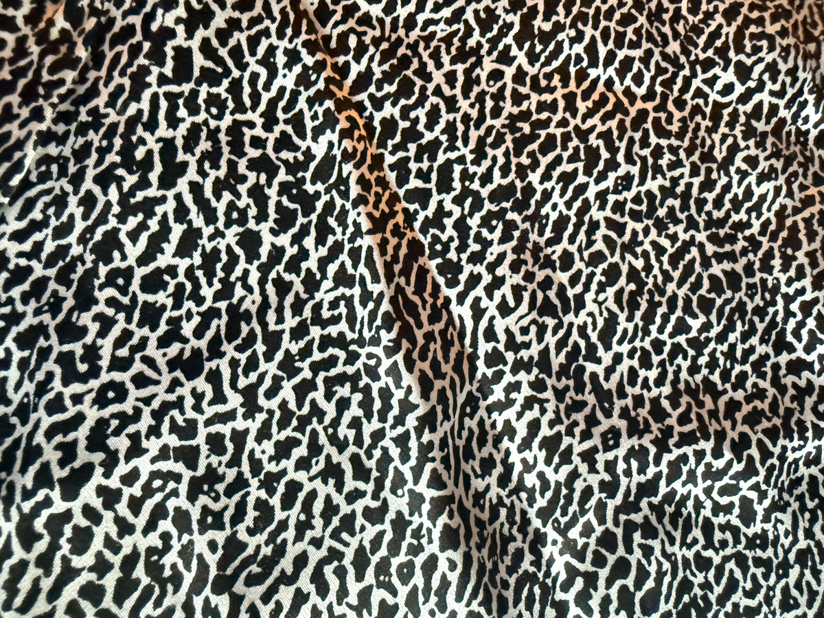 Black-and-white abstract animal print Poly-silk
